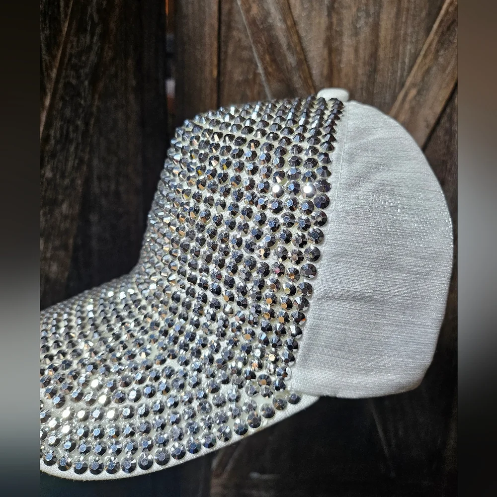 NWT White And Silver Rhinestone Trucker Baseball Cap